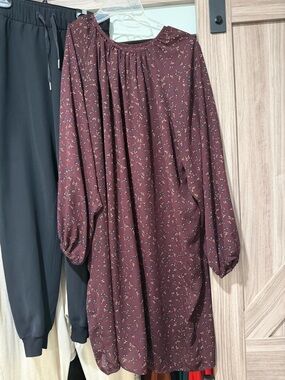OAK + FORT Burgundy Floral Long-Sleeve Shift Dress